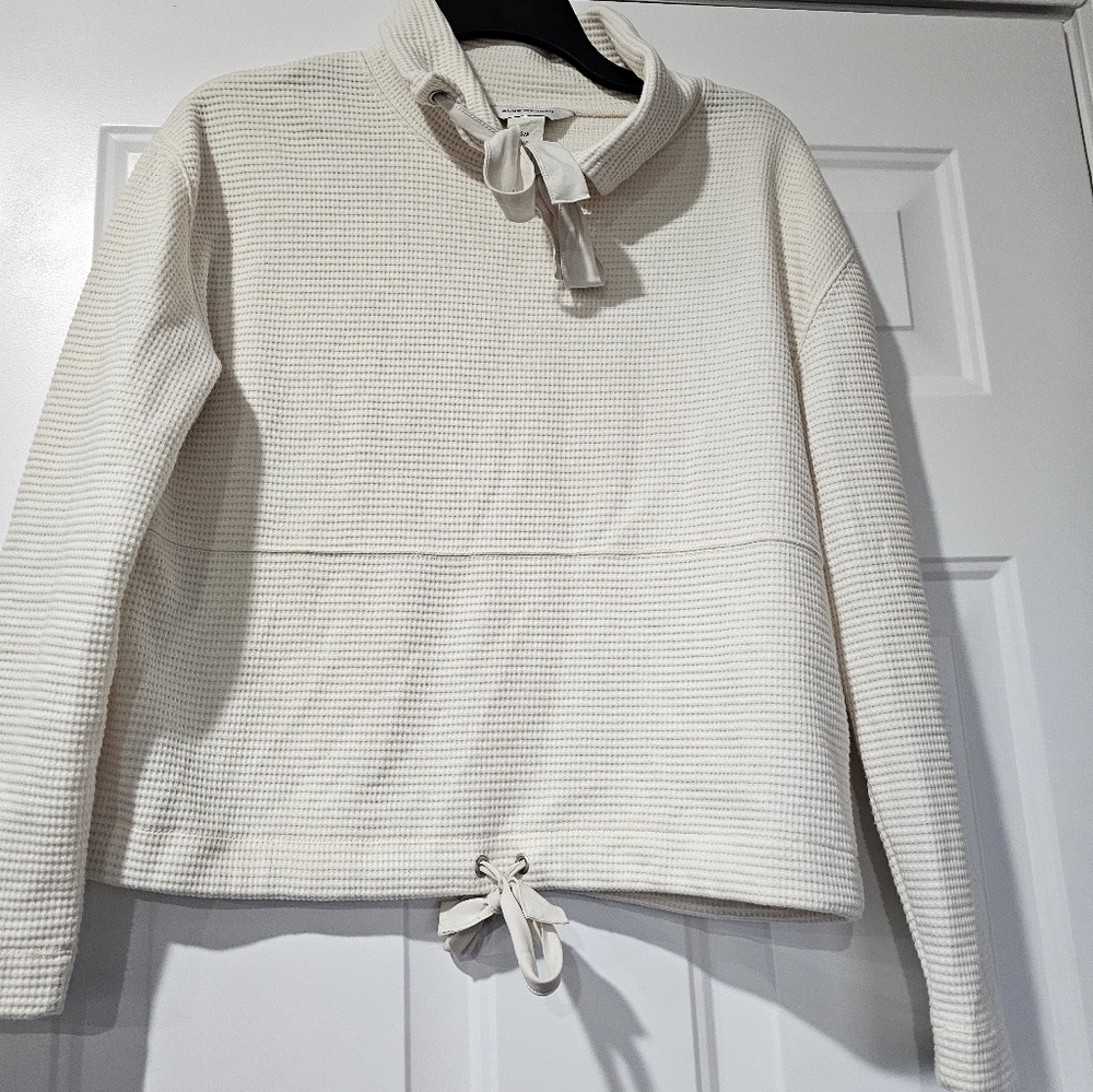 Club Monaco pullover ribbed top with ribbon pull string size small - Picture 6 of 11
